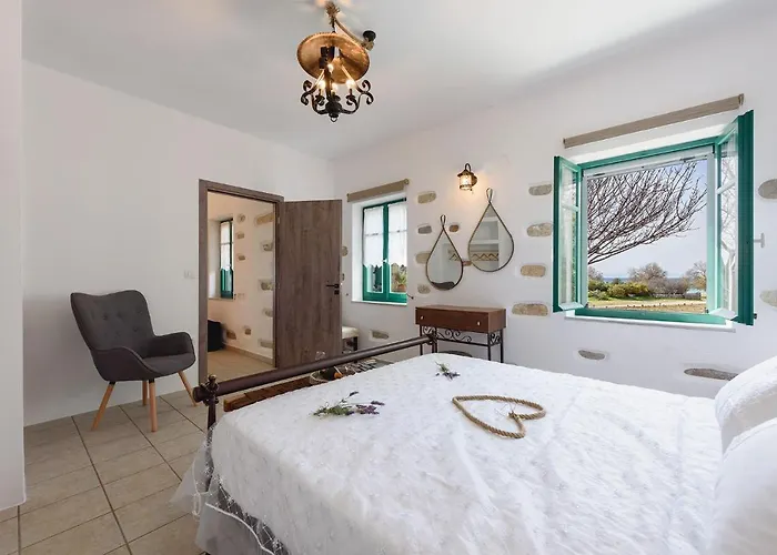 Seaside Ktima Kaparos Paros * Δρυός