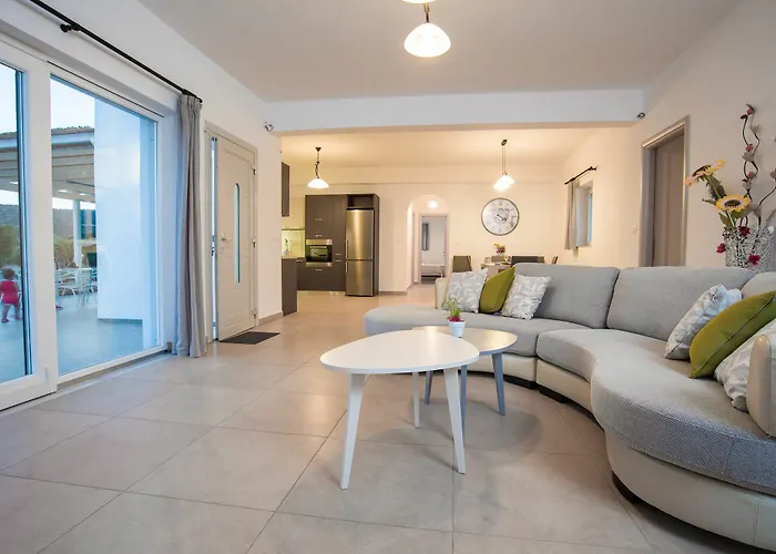 Seaside Ktima Kaparos Paros * Δρυός